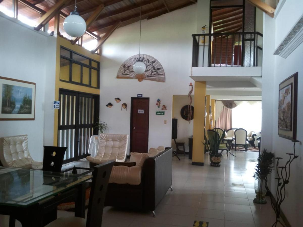 Villa Alejandra Del Quindio Calarca Luaran gambar