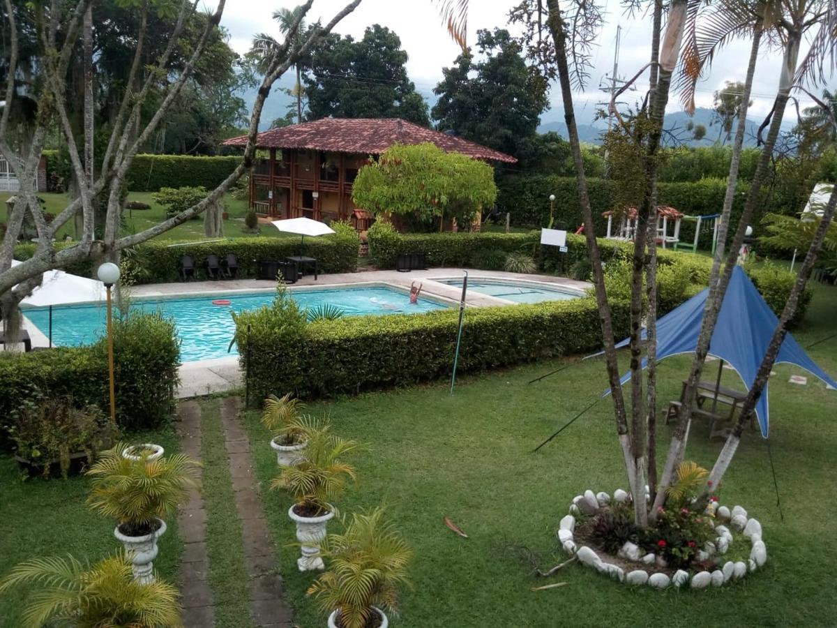 Villa Alejandra Del Quindio Calarca Luaran gambar