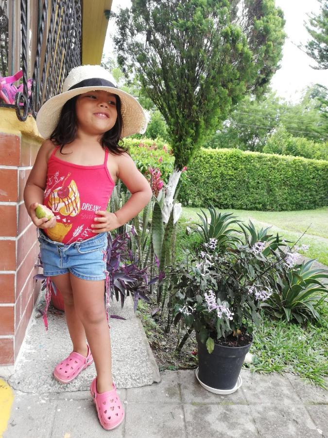 Villa Alejandra Del Quindio Calarca Luaran gambar
