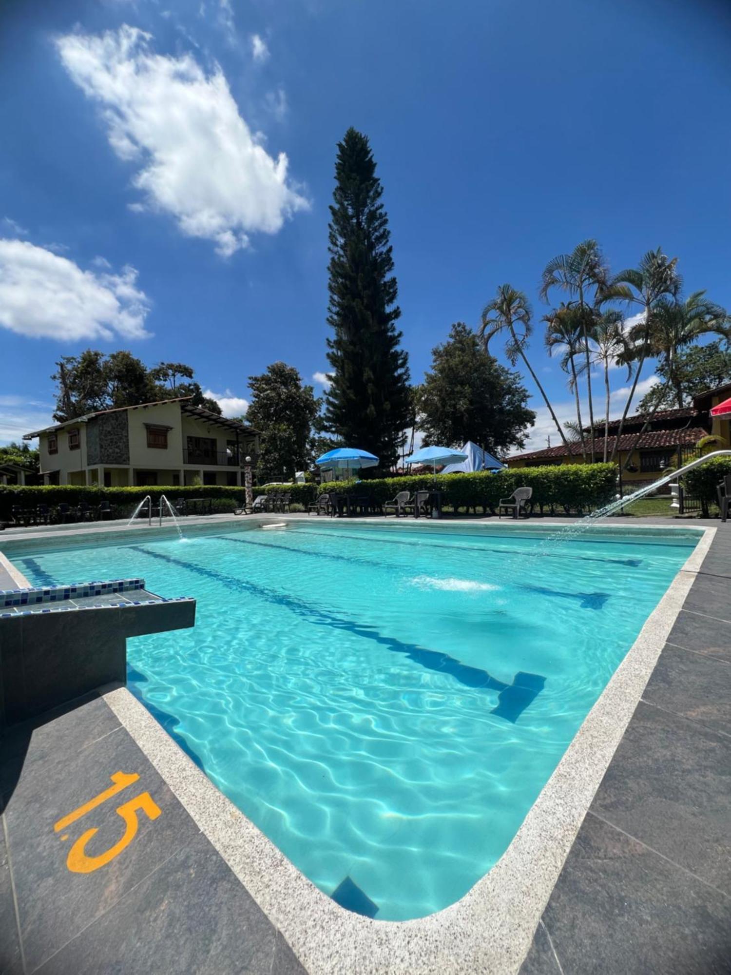 Villa Alejandra Del Quindio Calarca Luaran gambar