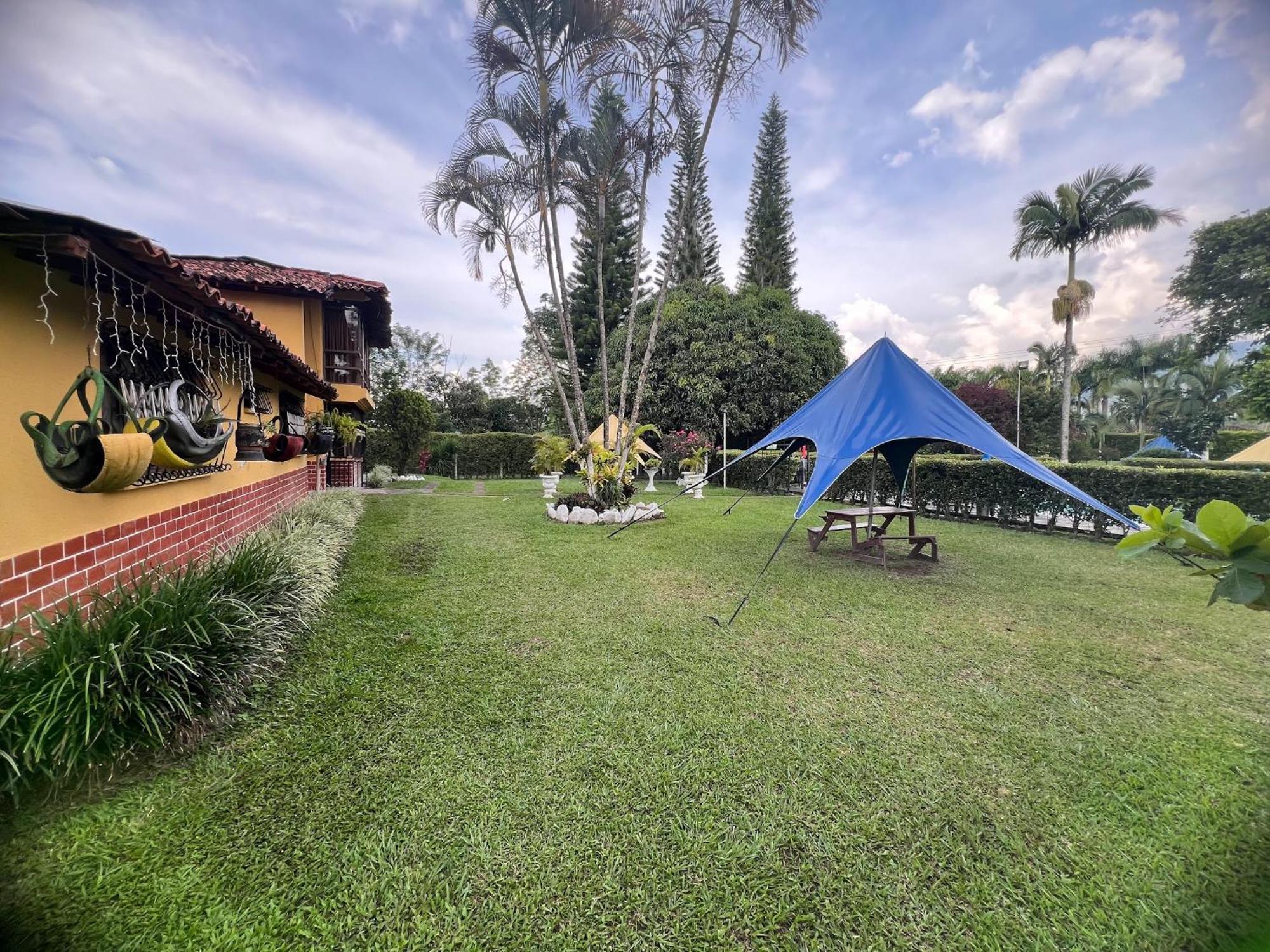 Villa Alejandra Del Quindio Calarca Luaran gambar